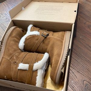 Koolaburra by UGG brand NIB, brown and fuzzy inside to keep you toes toasty.